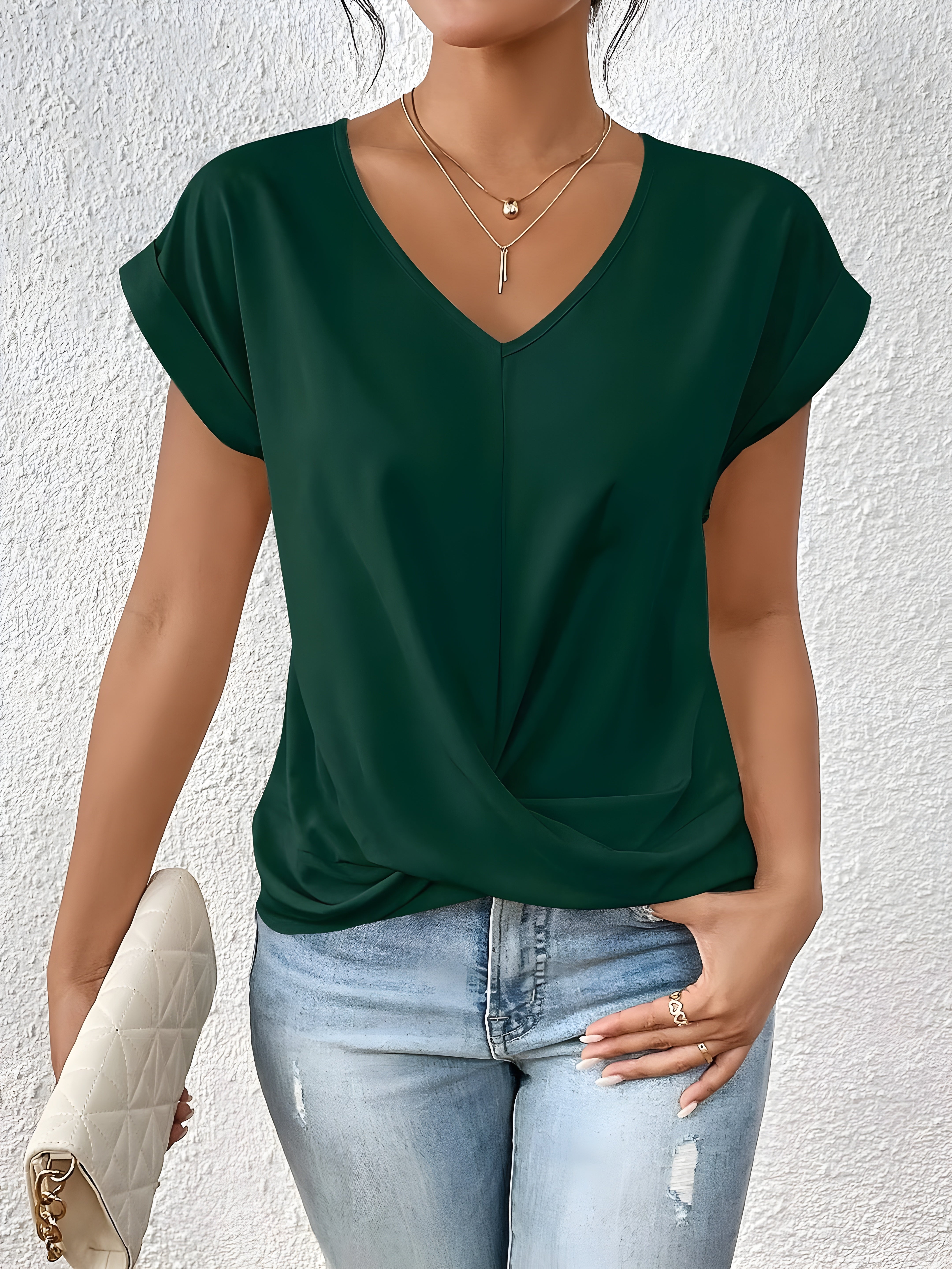 MIA - TWIST FRONT V-NECK TOP
