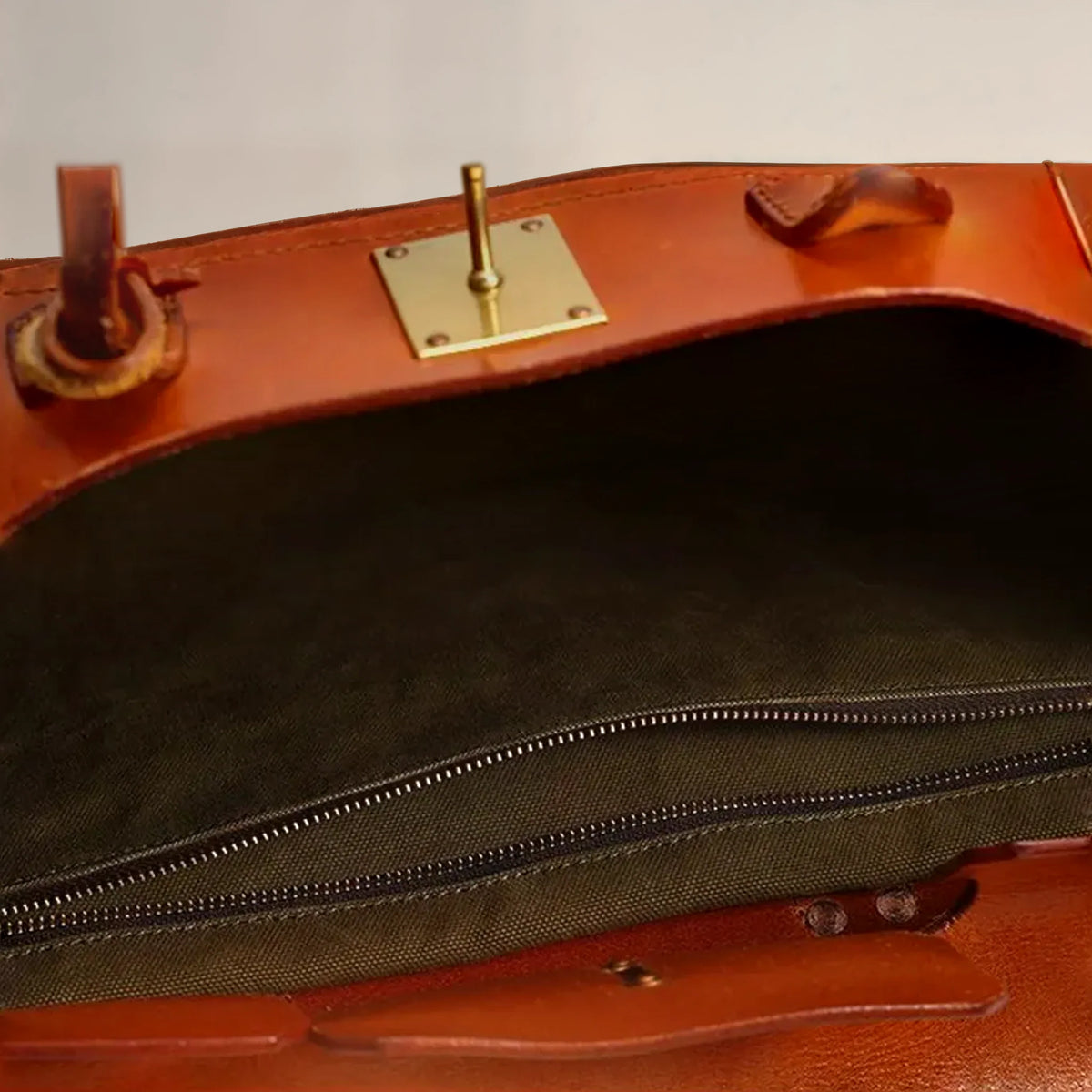 Dali Leather Weekender Bag | Durable Canvas Tote 3