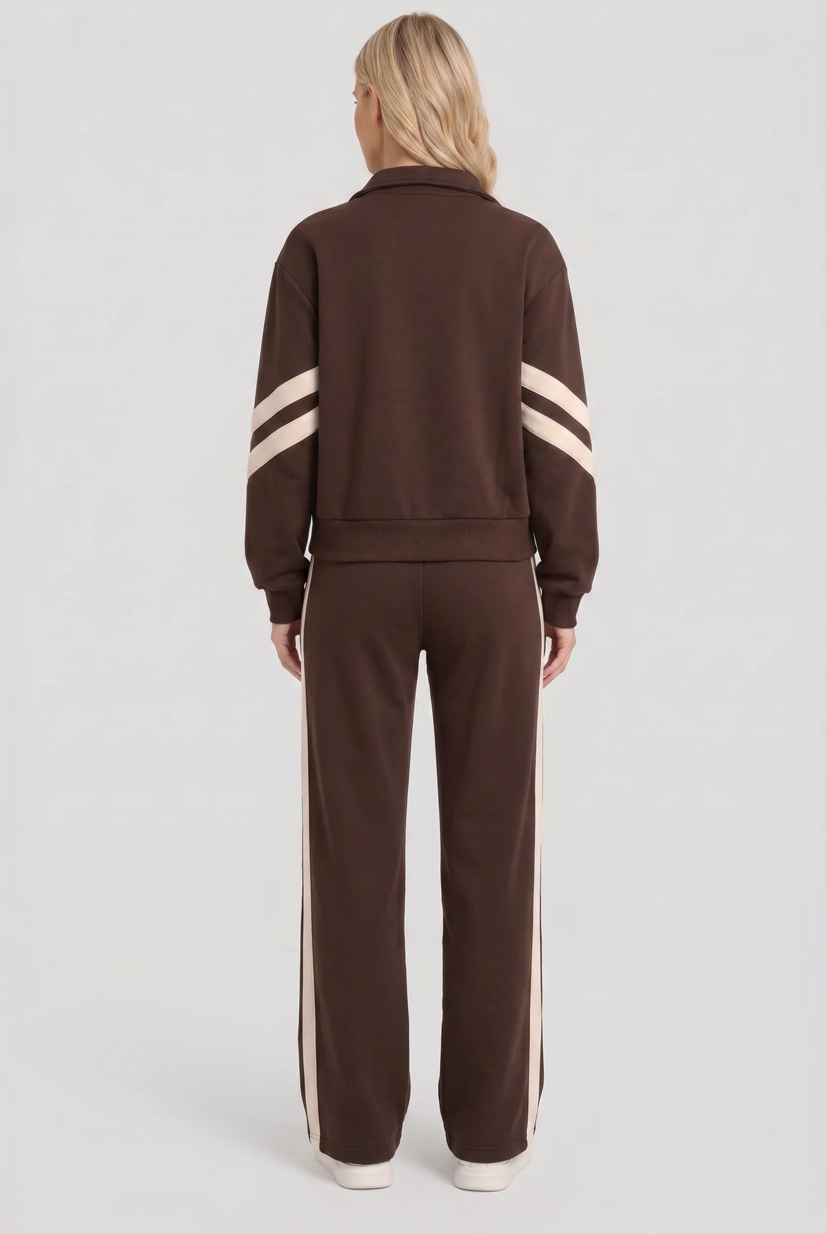 Women’s Two-Piece Tracksuit with Zip Front Jacket 1