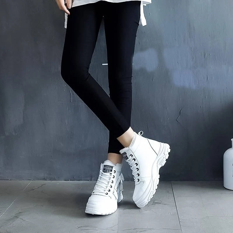 Women's Waterproof Snow Boots – Stay Warm and Dry All Winter 4